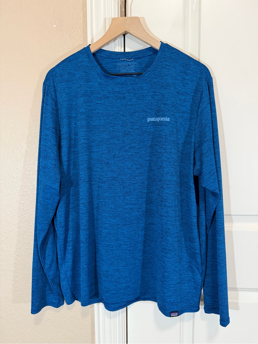 Patagonia Capilene Cool Long Sleeve Shirt Men’s Large